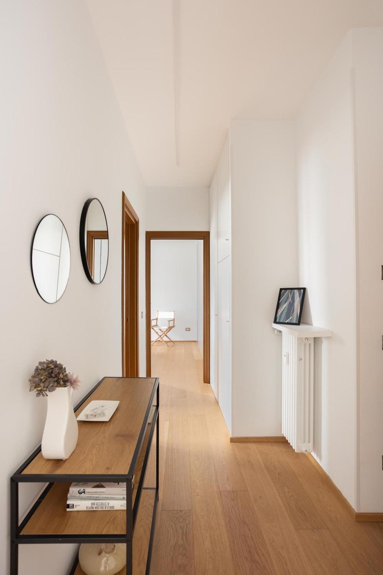Suite 51 Appartamento Con Terrazzo A 50 Mt Dal Lago - Private Parking (Adults Only) Arona Exterior foto